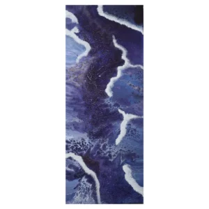 Tableau abstrait intitulé "Brume et profondeur", dans des tons de violet, bleu nuit et blanc. Peinture acrylique verticale 30x60 cm à l’atmosphère profonde et vaporeuse.