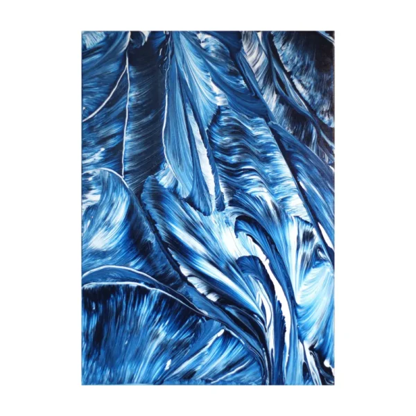 Tableau abstrait intitulé "Déferlante apaisée", aux nuances de bleu et formes fluides évoquant des vagues. Peinture acrylique 50x70 cm sur toile au format vertical.